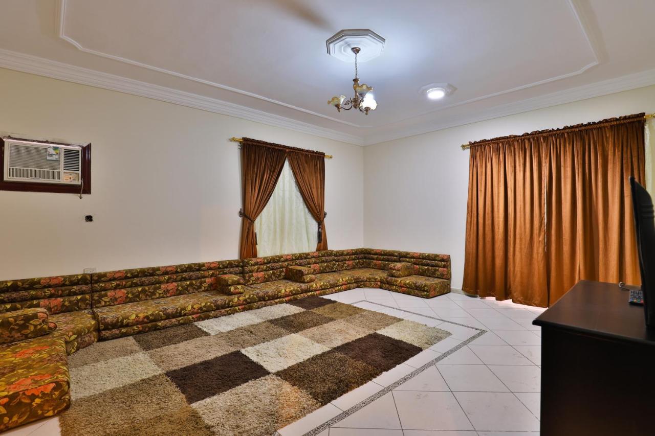 Oyo 277 Al Tamayoz Al Raqi Furnished Units 3 เจดดาห์ ภายนอก รูปภาพ