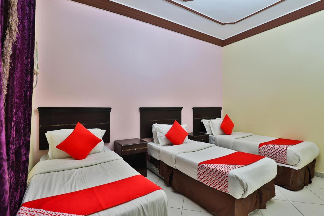 Oyo 277 Al Tamayoz Al Raqi Furnished Units 3 เจดดาห์ ภายนอก รูปภาพ