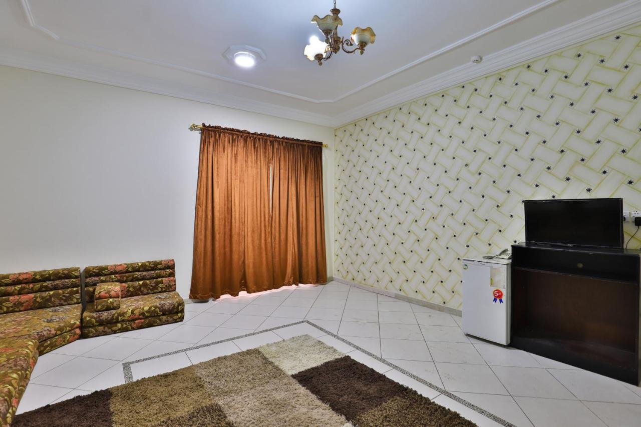 Oyo 277 Al Tamayoz Al Raqi Furnished Units 3 เจดดาห์ ภายนอก รูปภาพ