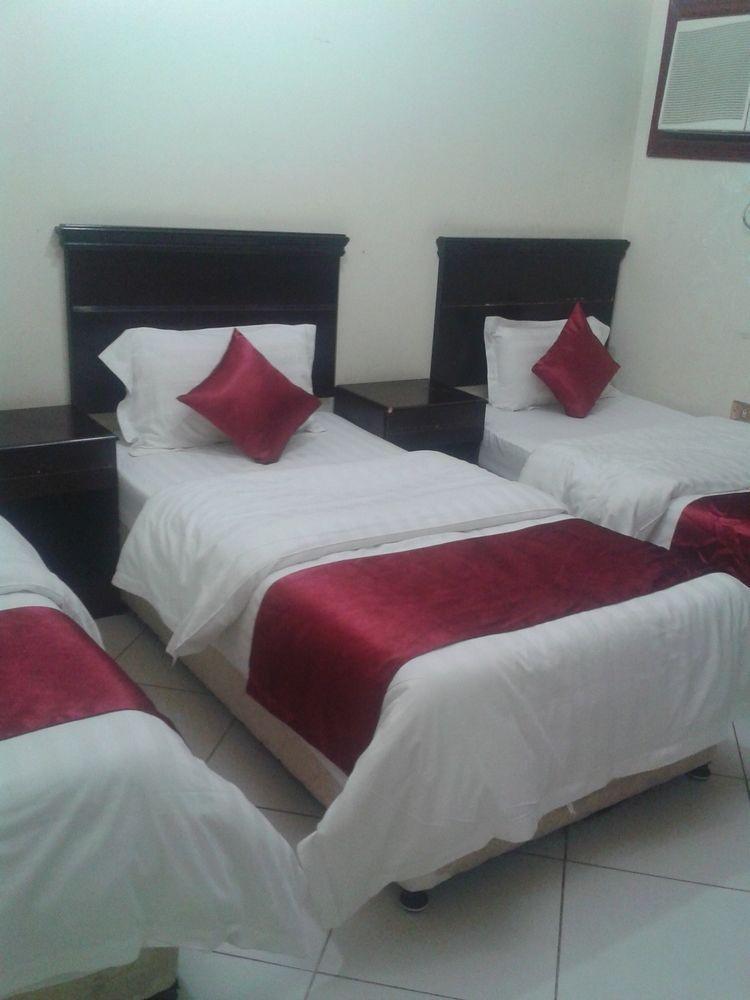 Oyo 277 Al Tamayoz Al Raqi Furnished Units 3 เจดดาห์ ภายนอก รูปภาพ
