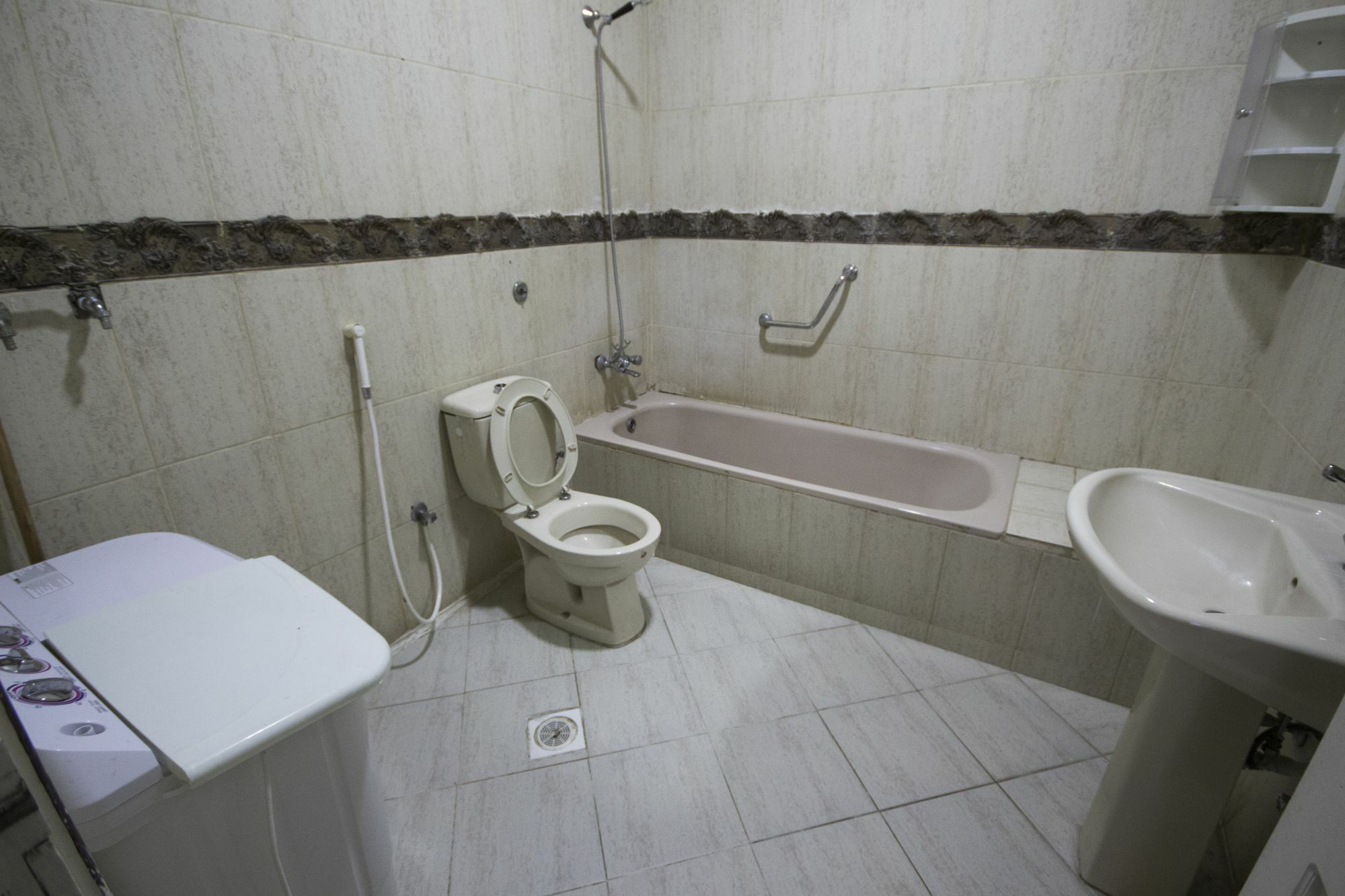 Oyo 277 Al Tamayoz Al Raqi Furnished Units 3 เจดดาห์ ภายนอก รูปภาพ